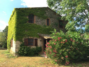 Silence and relaxation for families and couples in the countryside of Umbria Porchiano